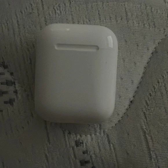 2nd Generation Airpods